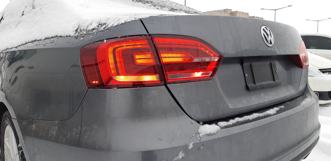 Жёлтые повороты на  VW CC, Tiguan, Passat, Jetta, Golf, Touareg