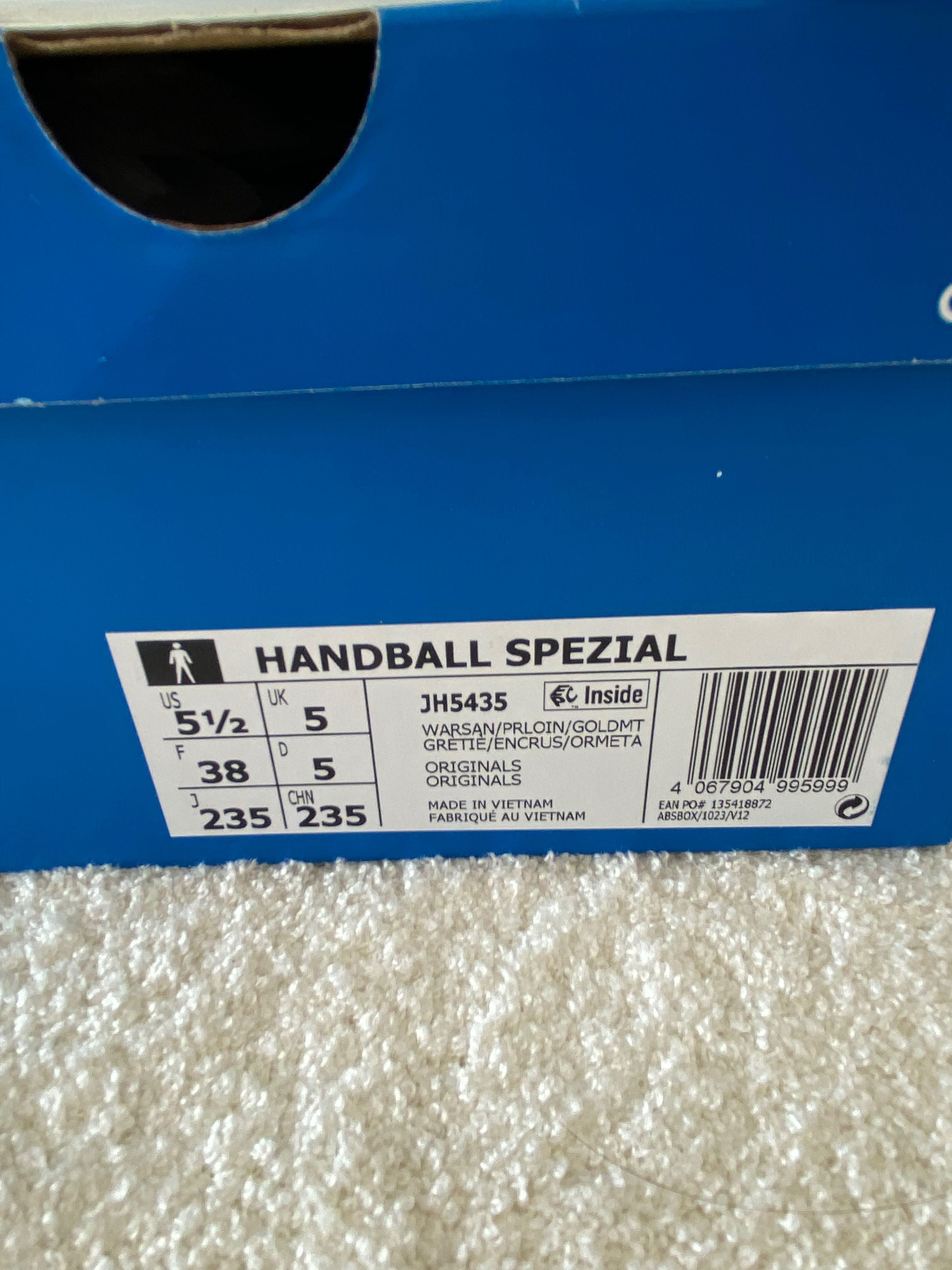 Ténis Adidas 38-NOVOS