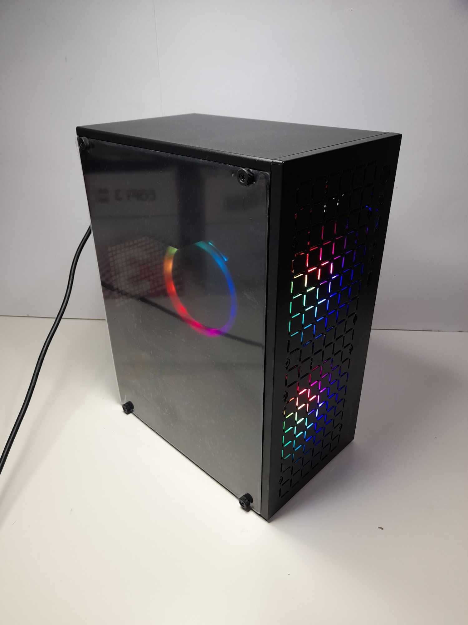 PC Gamer RGB - Intel Core i7 / 16Gb / SSD 512Gb / AMD RX 580 8Gb