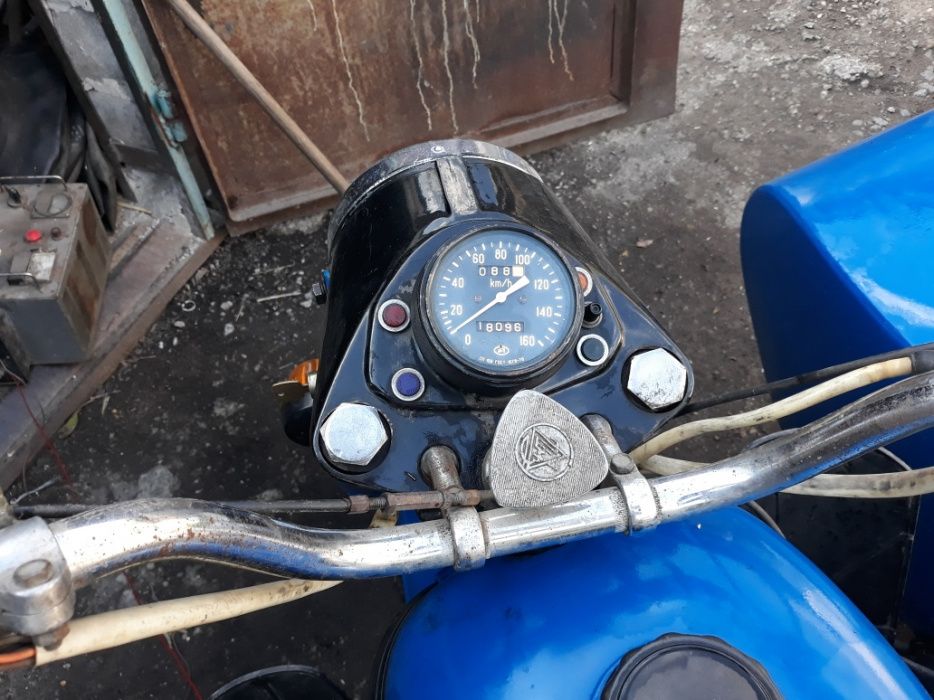 Продам мотоцикол ( УРАЛ )