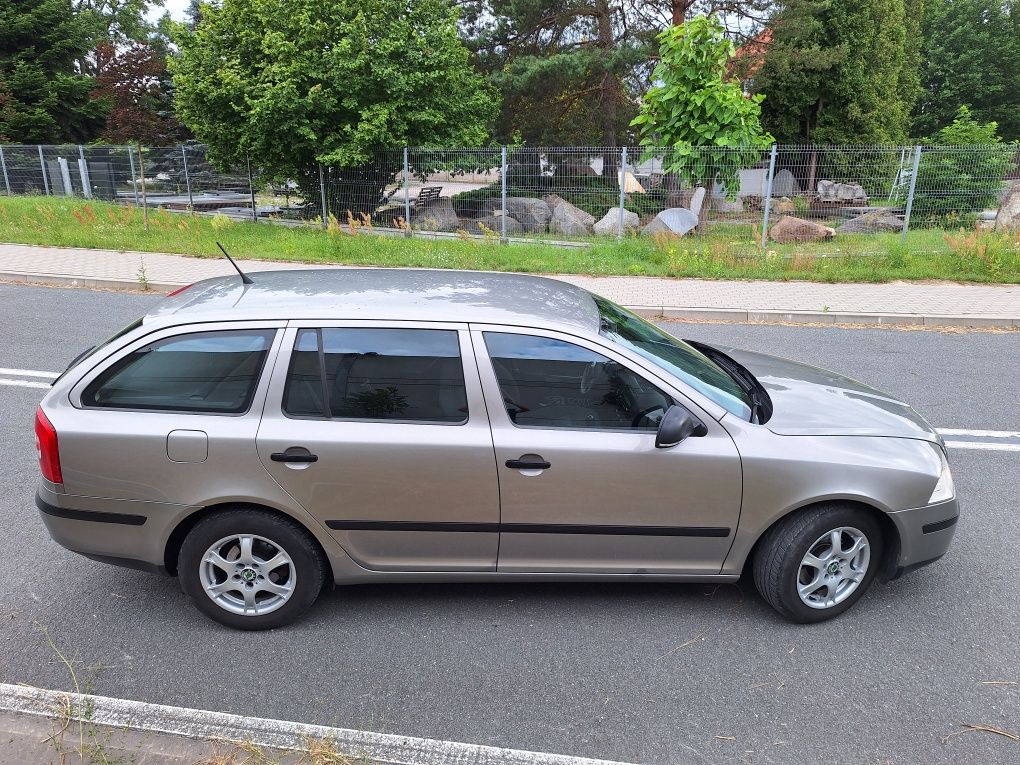 Skoda Octavia II 1.6 MPI 102KM 2012 r. Serwisowana w ASO 1 właściciel
