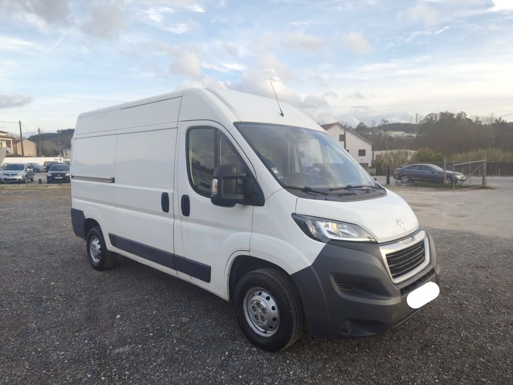 Peugeot Boxer 2.2