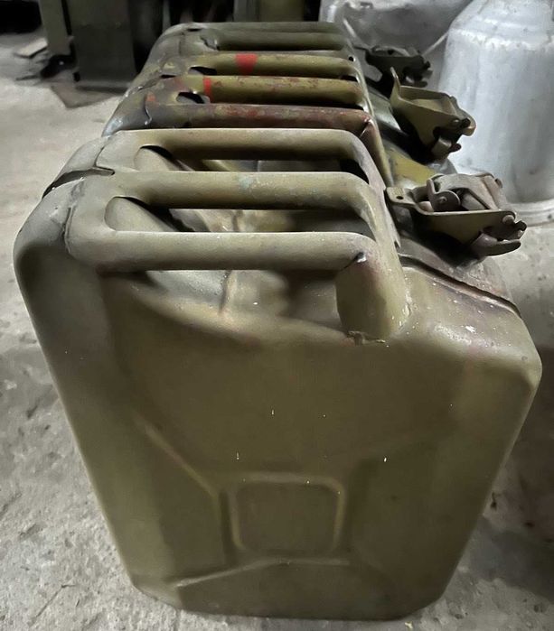 каністра залізна   40л  б/в