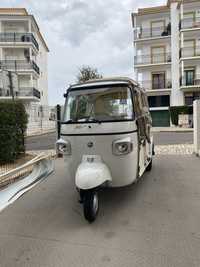 Tuk tuk Piaggio Ape 200