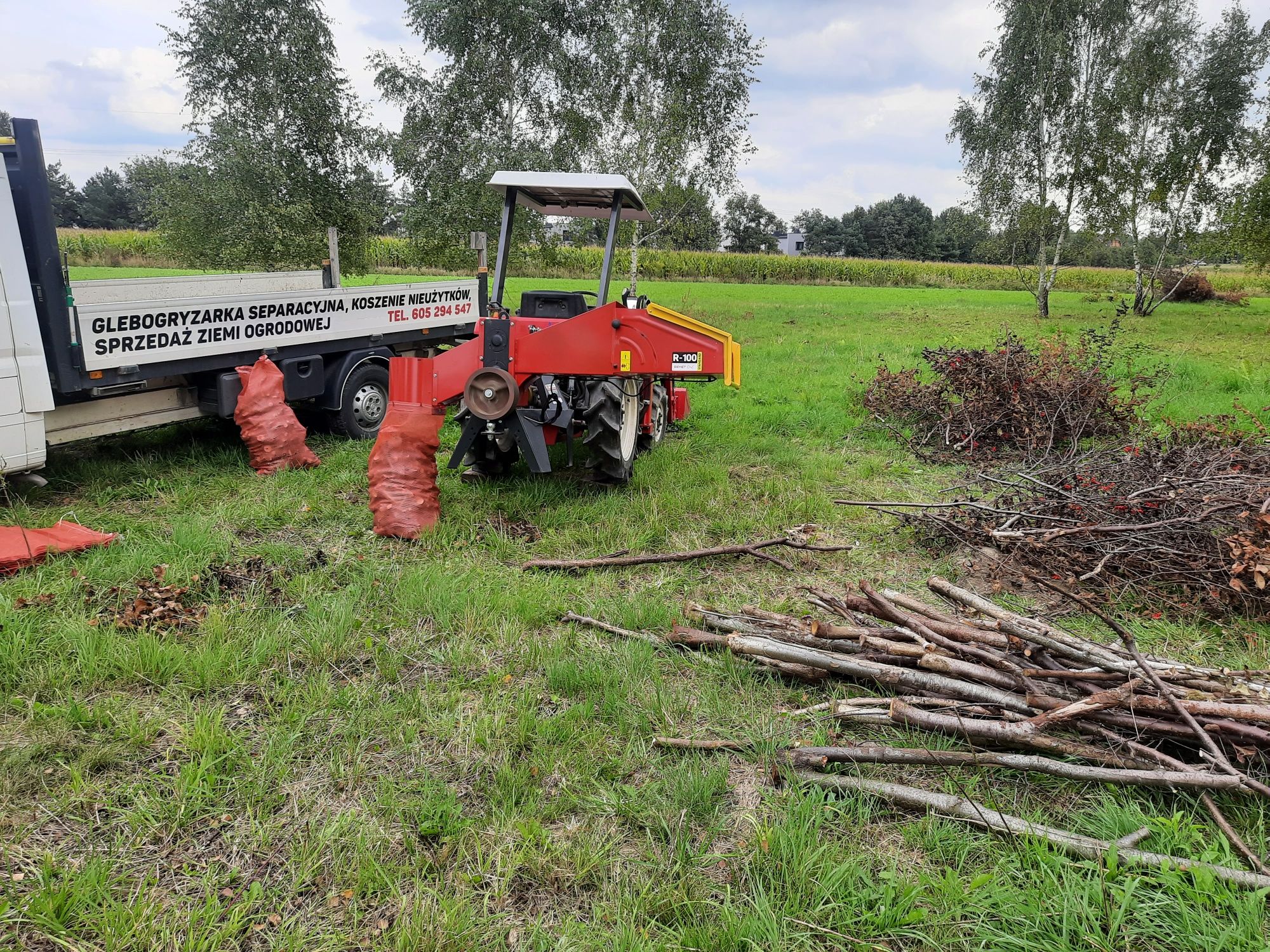 Zakładanie trwaników, glebogryzarka separacyjna, koszenie traw, rębak