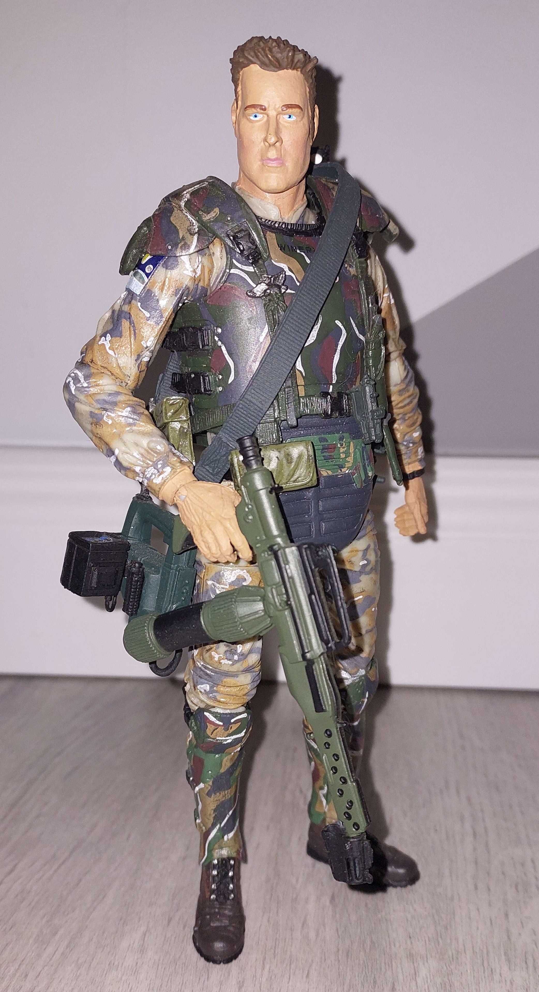 Neca Reel Toys (?) Aliens Obcy Figurka Colonial Marine Sgt. Windrix