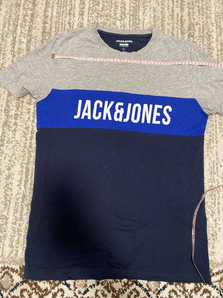 Продам фудболку чоловічу оригінальну jask & jones