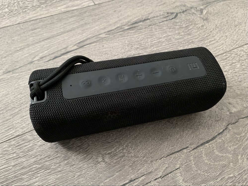Колонка Xiaomi Portable Bluetooth Speaker 16W
