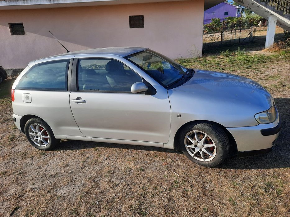 Seat ibiza 1400 cl.  De 2001