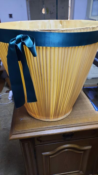 Abażury -- Abażur --