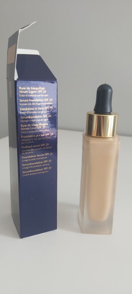Estee Lauder Futurist podkład pielęgnacyjny 2w1 dawn