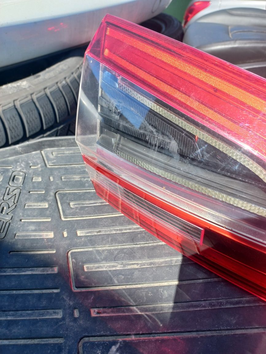 Lampa tył lewa w klapę ford s-max lift