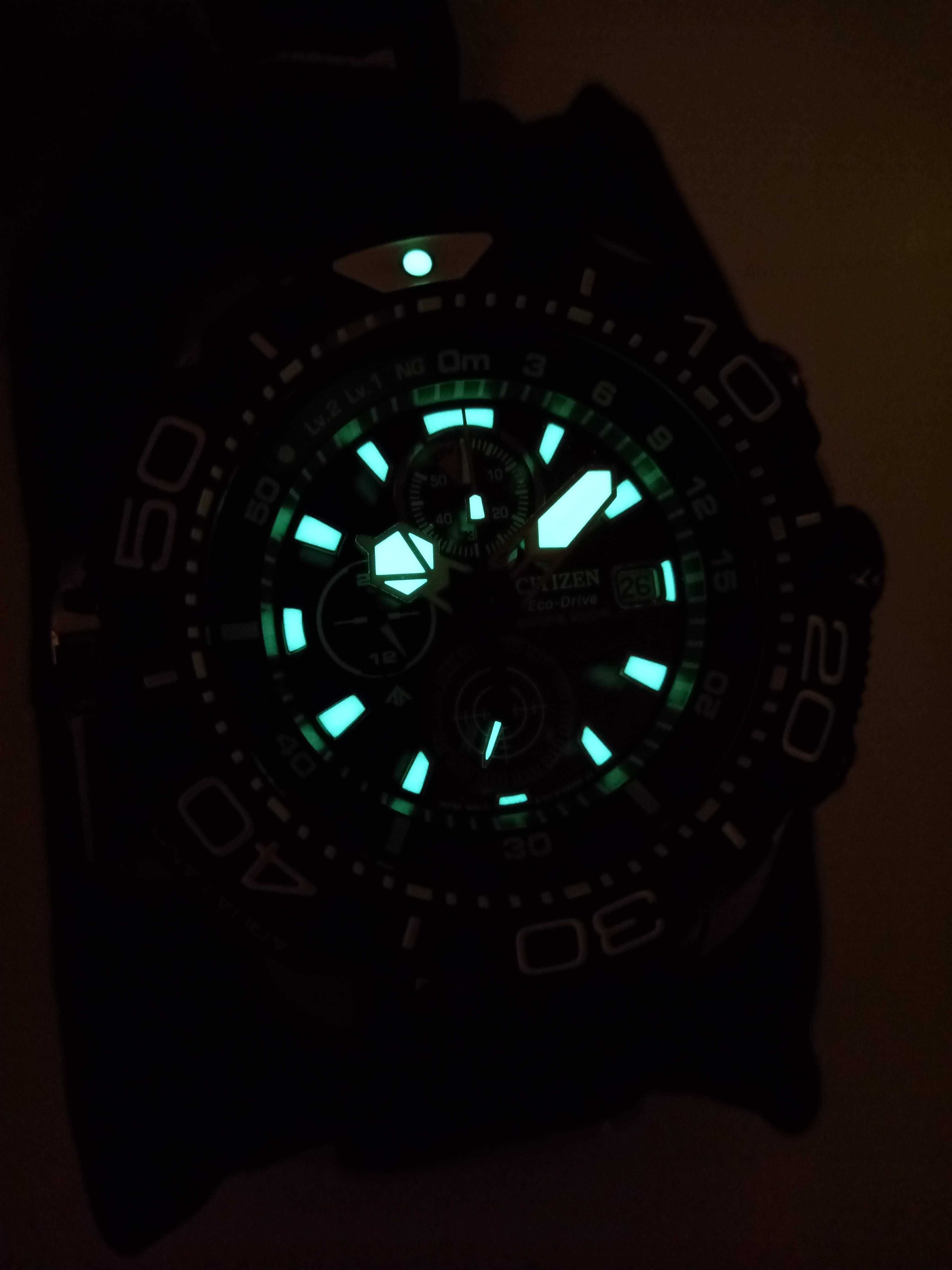 Дайверские 200м часы Citizen BJ2168-01E - глубиномер, хронограф сапфир