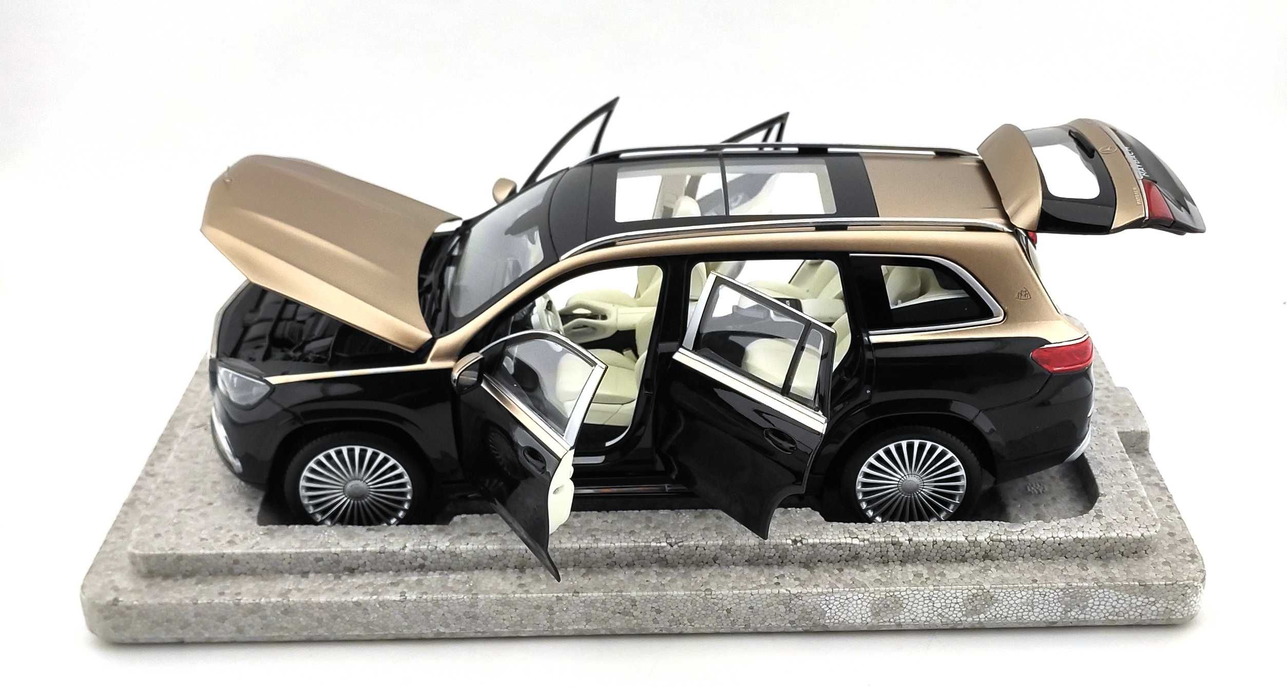 1/18 Mercedes Benz Maybach GLS 600 X167 black-gold Paragon