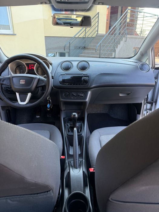Seat ibiza 2011 rok 1.2 benzyna