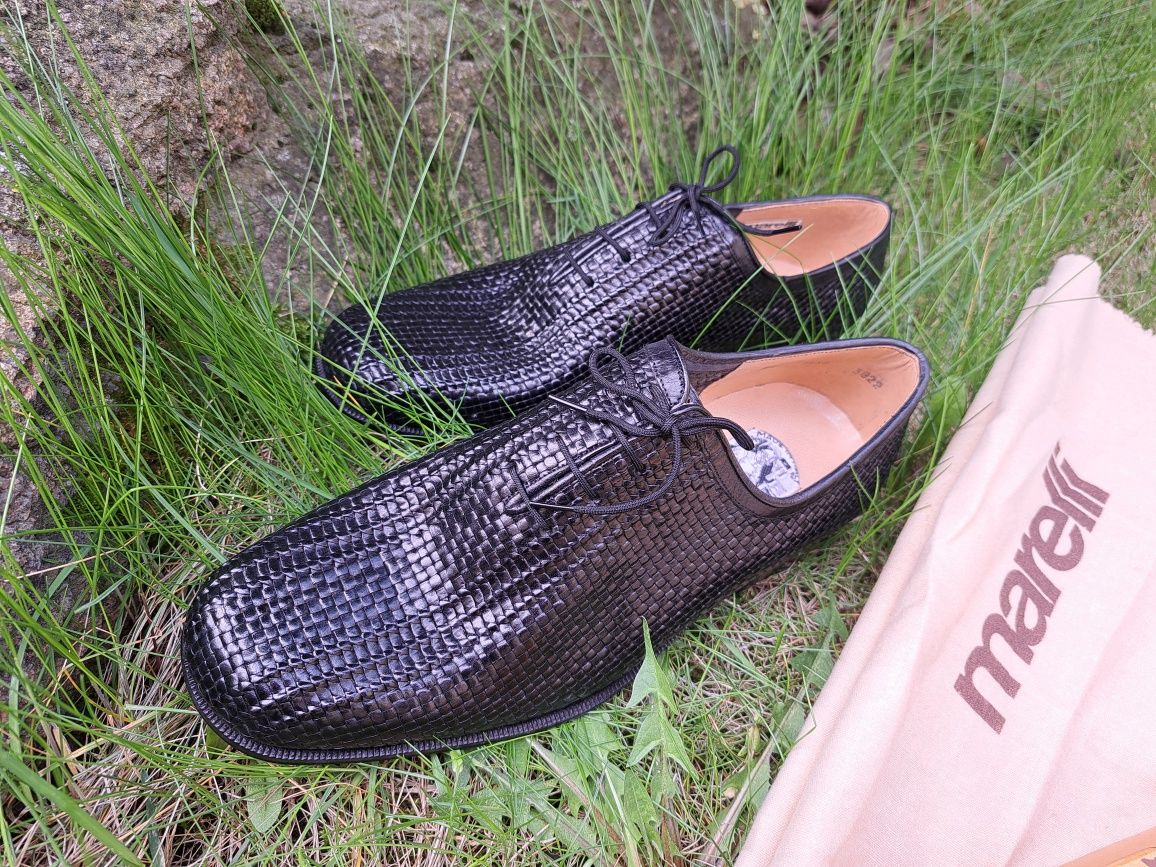 Літні шкіряні туфлі,Італія