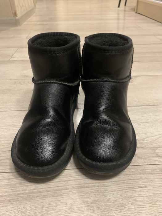 Уггі дитячі 36 розмір