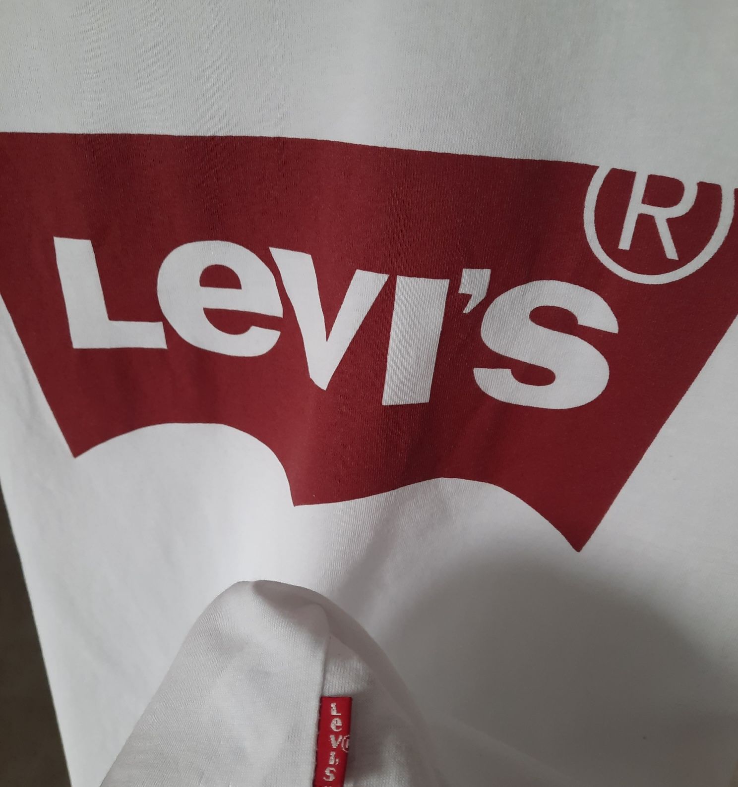 T shirt Levi's branca