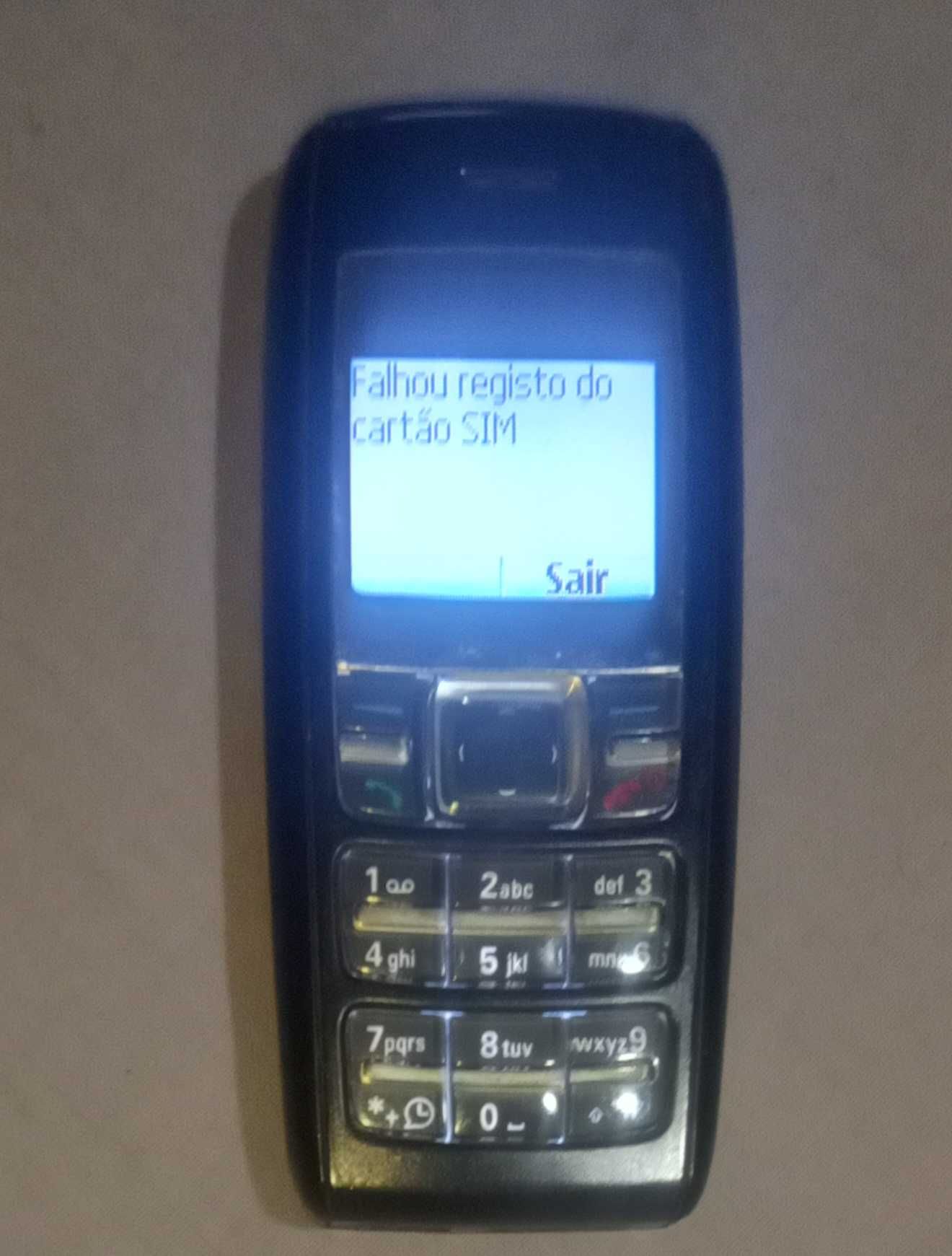 4 Telemóveis Nokia a funcionar.