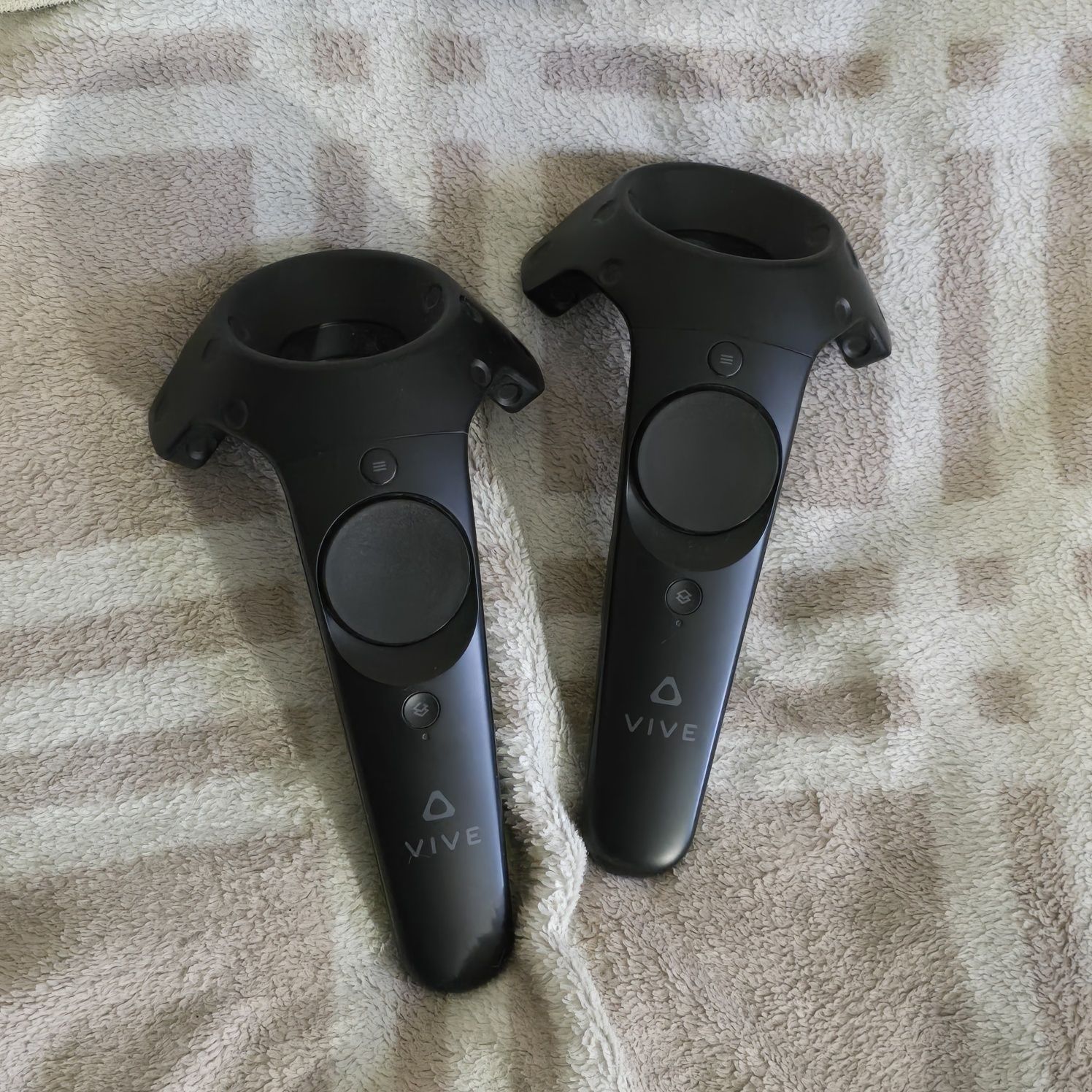 Контролери HTC Vive v1.0 (ціна за двох)