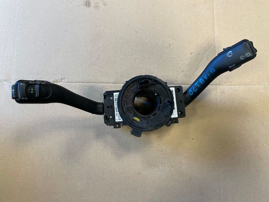 AUDI A3 SKODA OCTAVIA SEAT TOLEDO VOLKSWAGEN  GOLF PASSAT PRZEŁĄCZNIK ZESPOLONY TEMPOMAT  8L0953513J