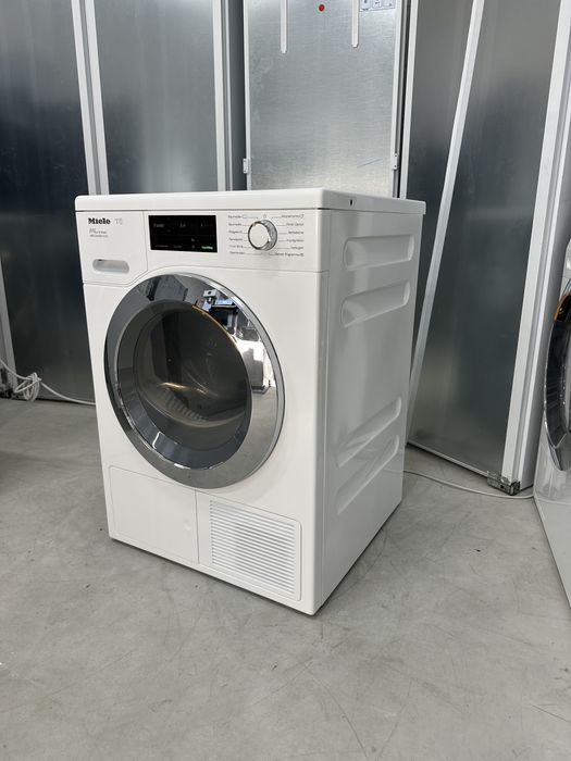 Сушильна машина Miele TCJ680 WP