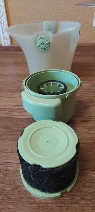 * Водозбірний, миючий пилесос "DeLonghi WFF 1800 PET".  Італія.