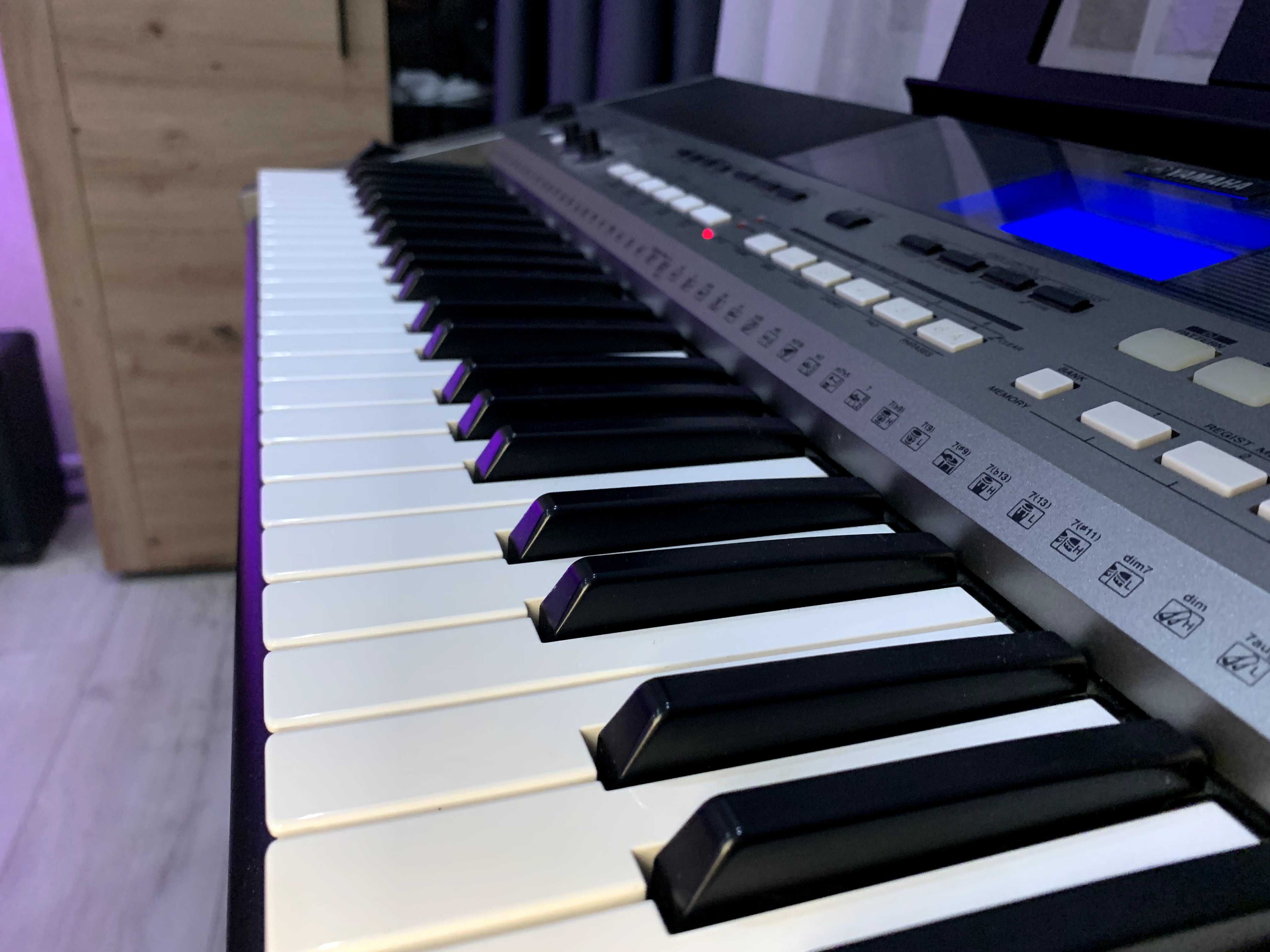 YAMAHA PSR E443 - синтезатор з вражаючим функціоналом