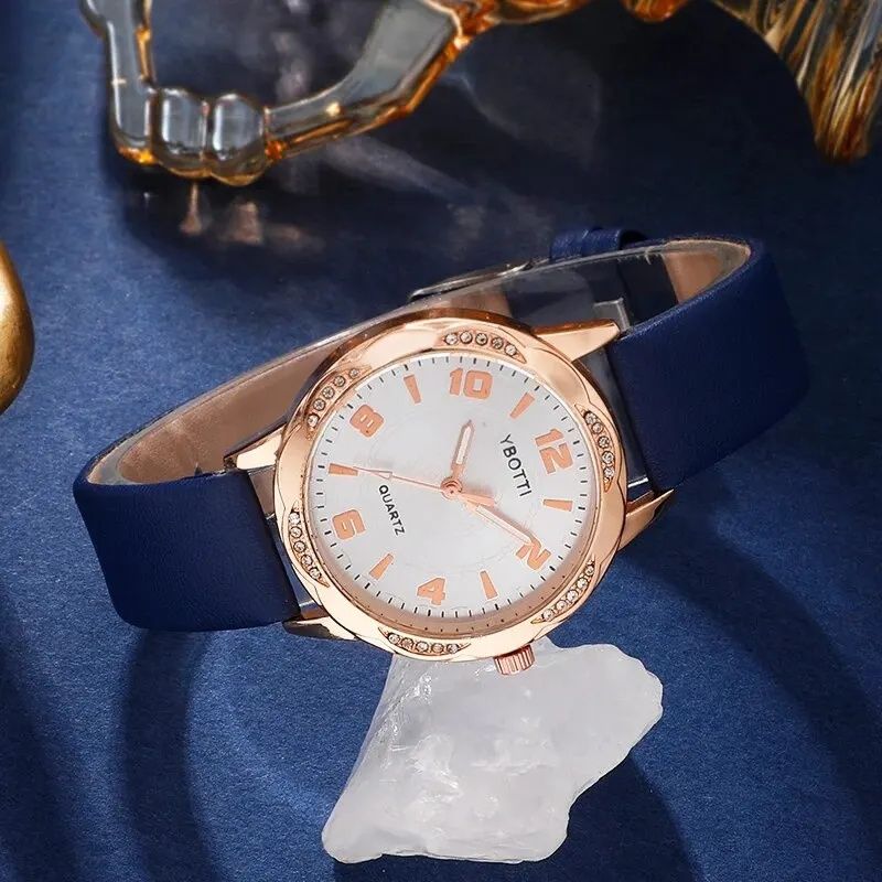 Damski zegarek kwarcowy z dodatkami idealny na prezent.