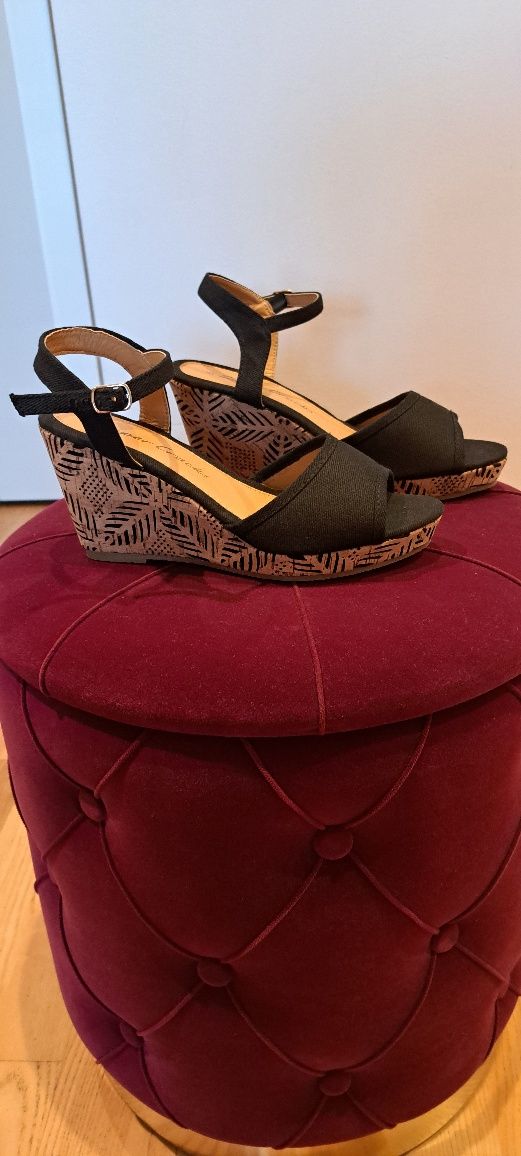 Letnie buty na koturnie r 38 Super Cracks