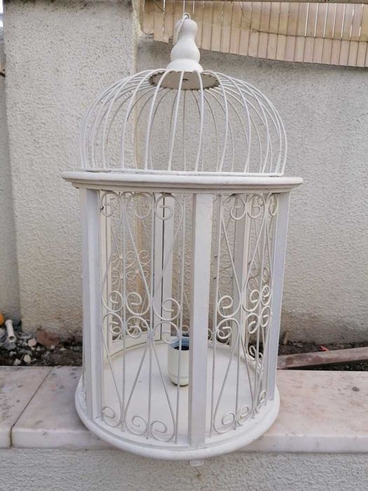 Candeeiro de teto em madeira e metal