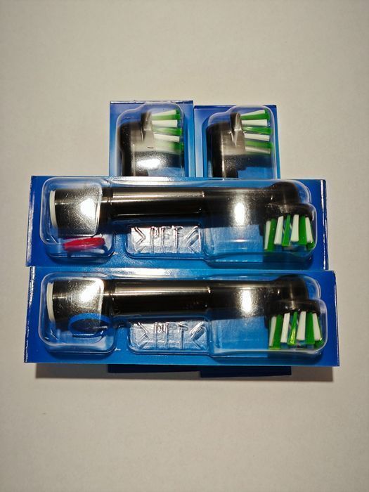 Końcówki Do Szczoteczki Elektrycznej Oral-B Cross Action Czarne 4 Szt