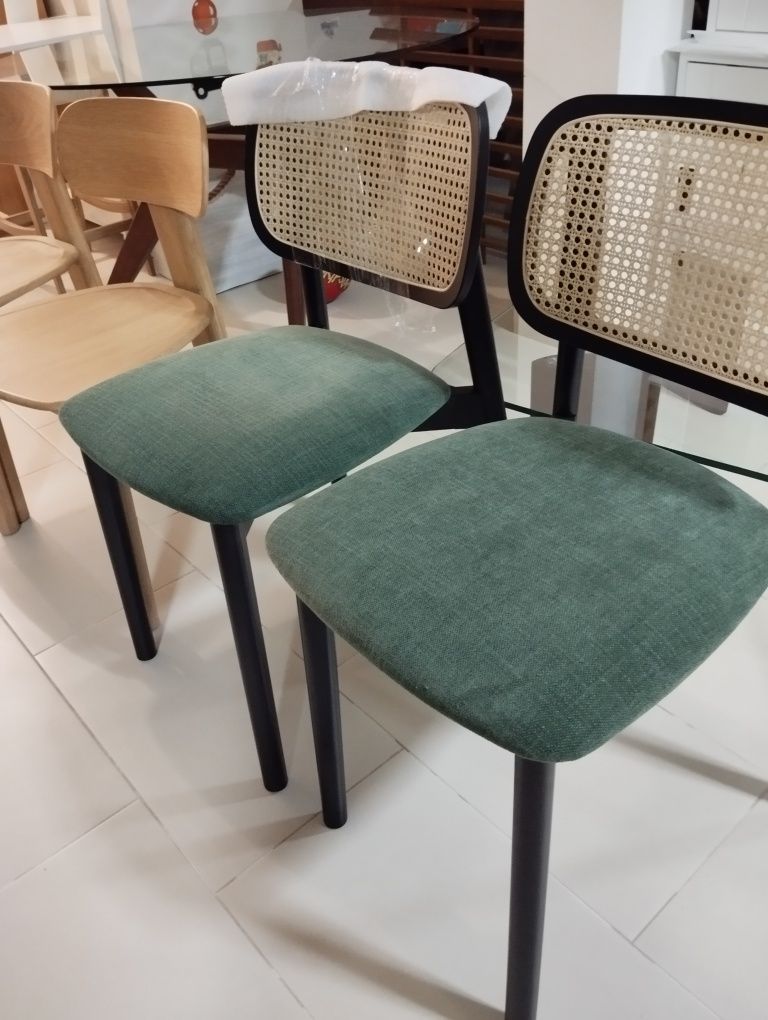 Cadeiras   Novas