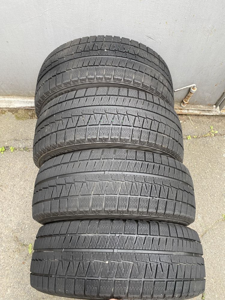 Bridgestone 205/55 16 комплект