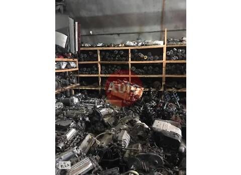 Капот Mitsubishi Pajero Wagon, год 1991-1999