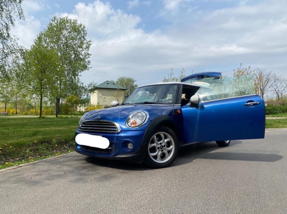 Śliczny Mini Cooper z oryginalnym przebiegiem