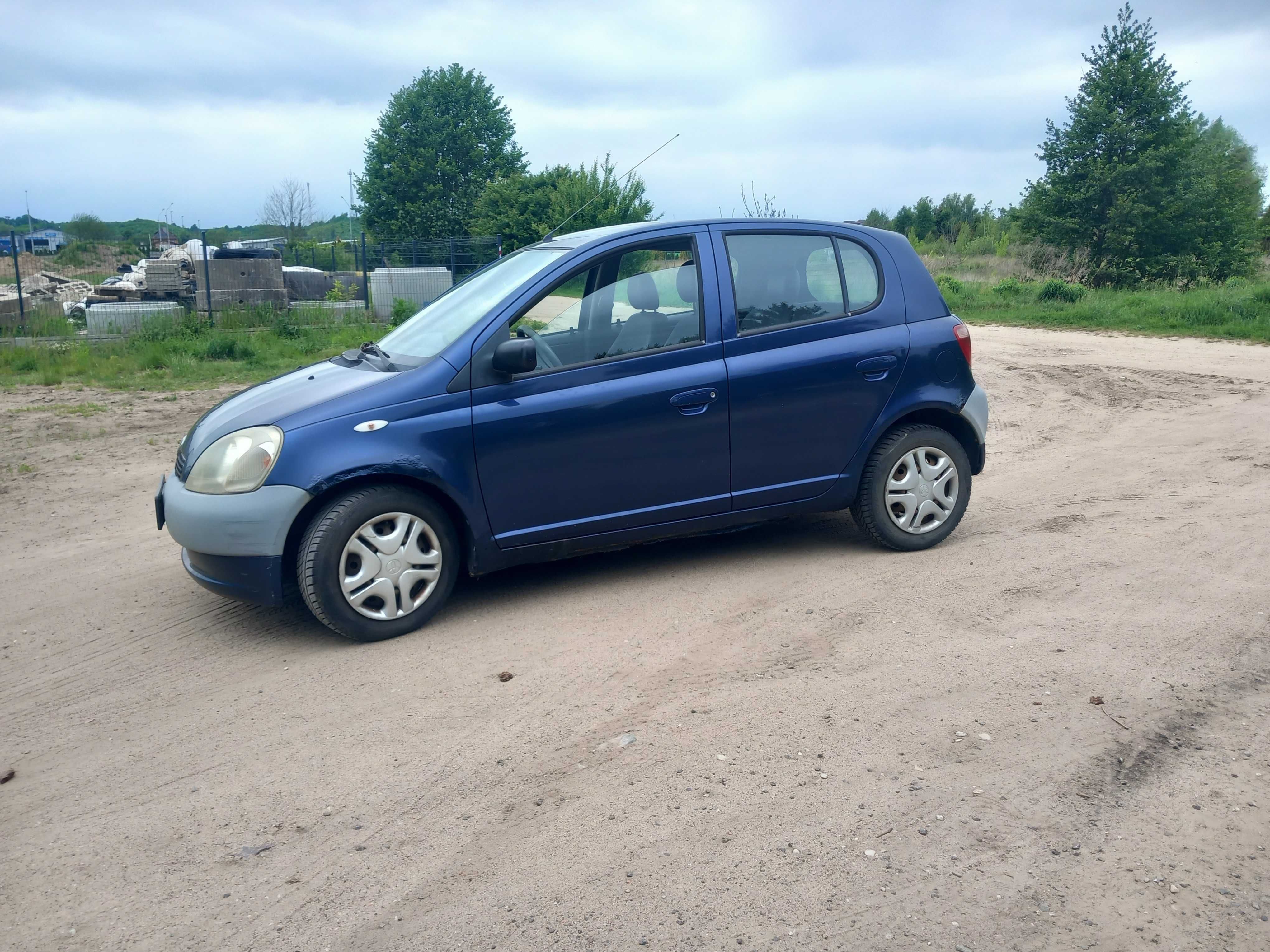 Toyota Yaris 1,3 benzyna 5 drzwi - klima , elektryka