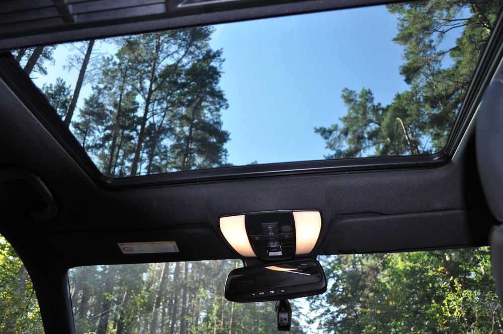 Mercedes-Benz E-Class W212 E220