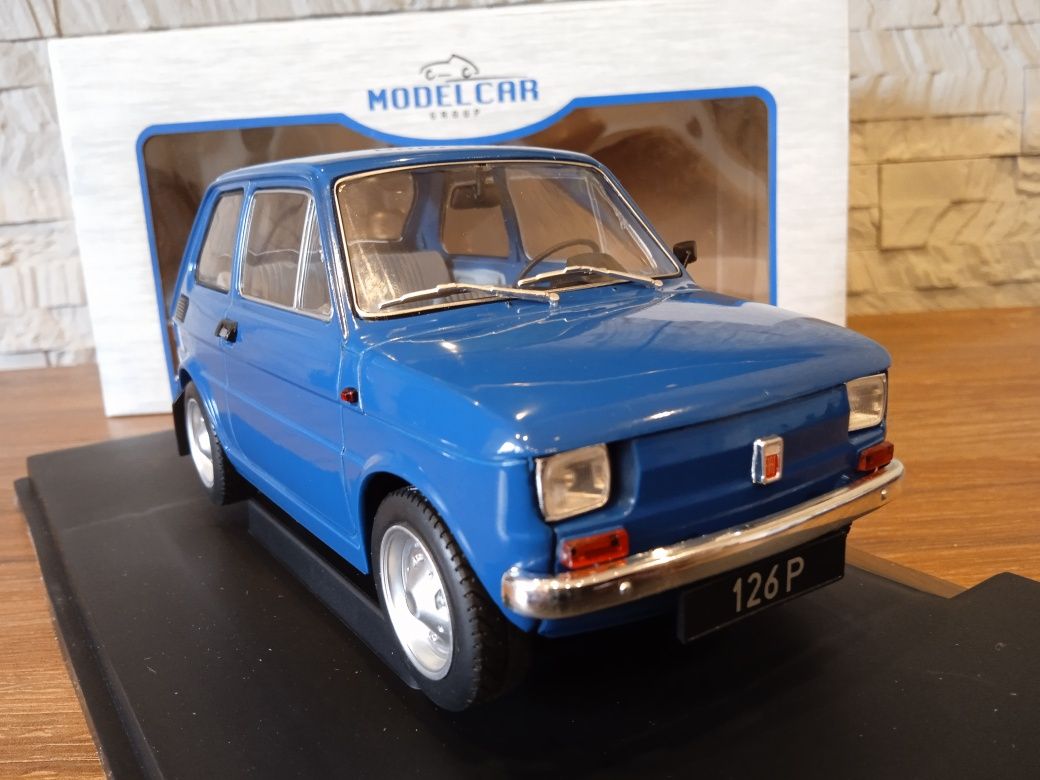1:18 MCG Polski Fiat 126p Maluch model