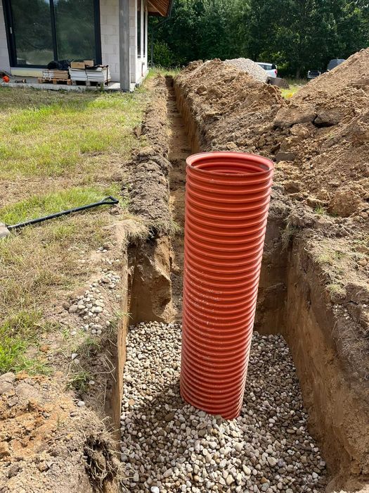Drenaż działki i domów – odwodnienia, montaż rur drenarskich od A do Z