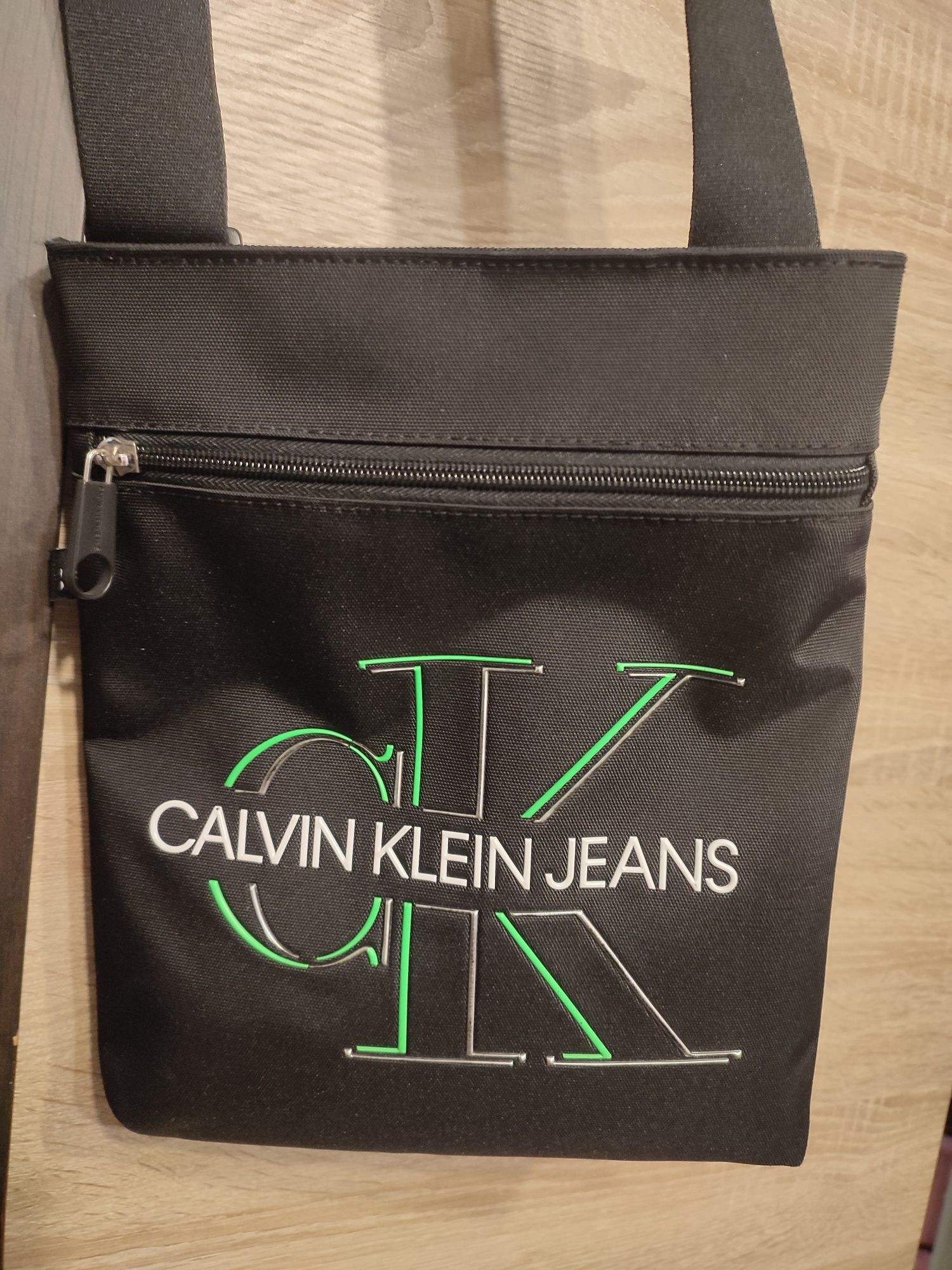Torba na ramię Calvin Klein