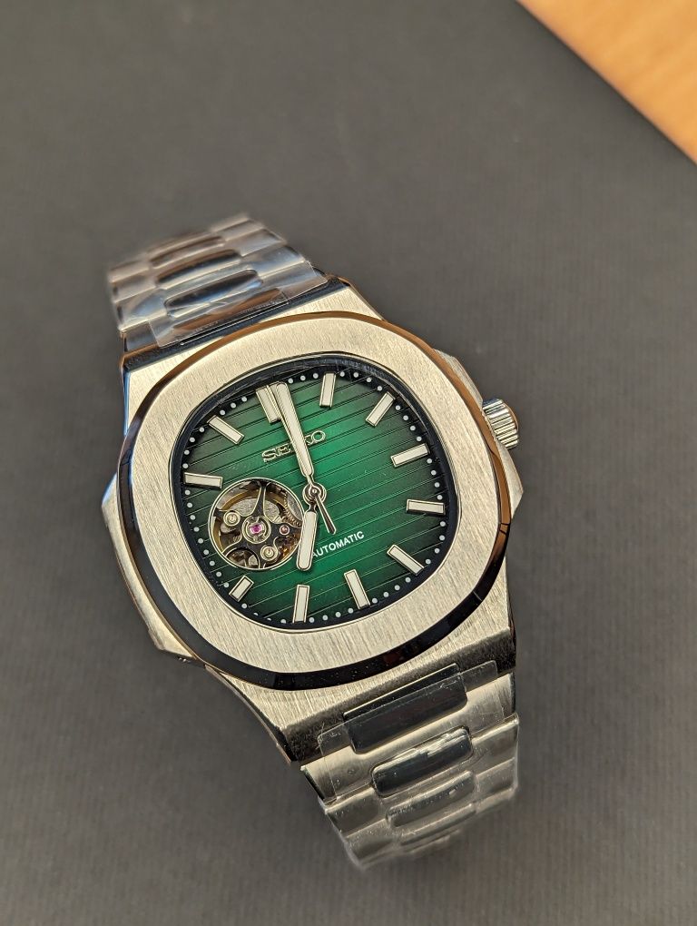 Seiko nauti mod zielona tarcza gradient 41mm szafir