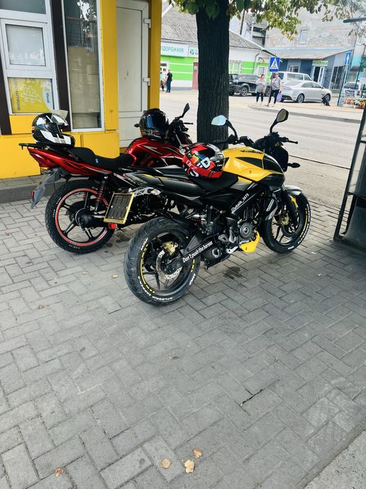 Bajaj Pulsar ns 200