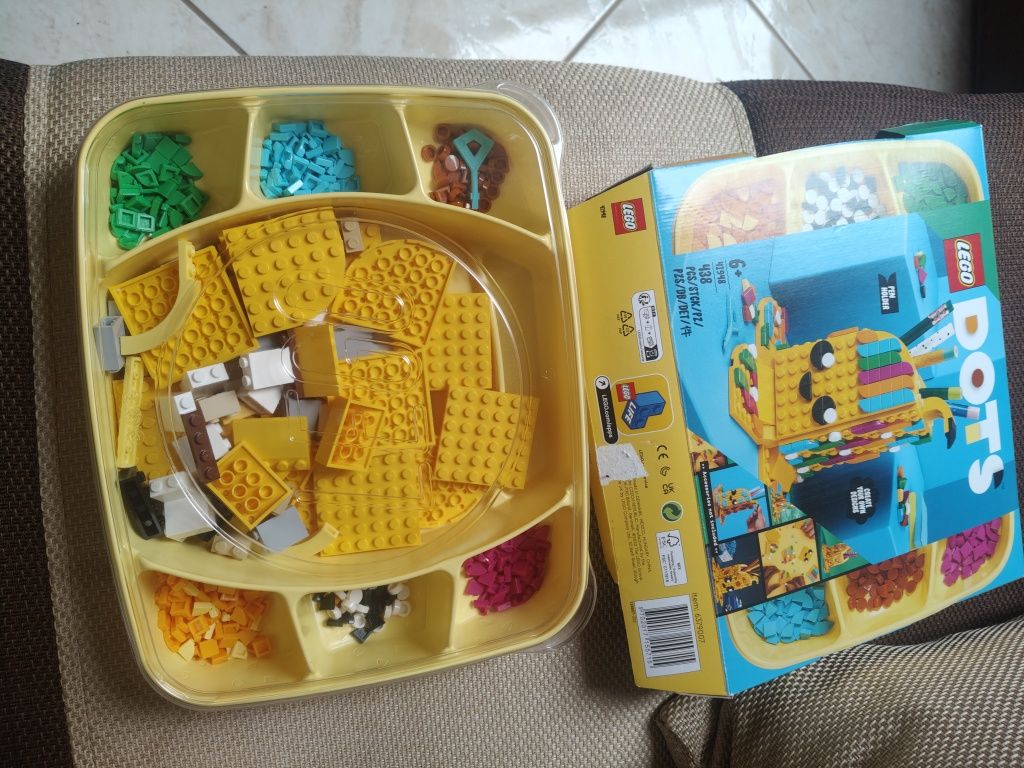 Lego dots pojemnik