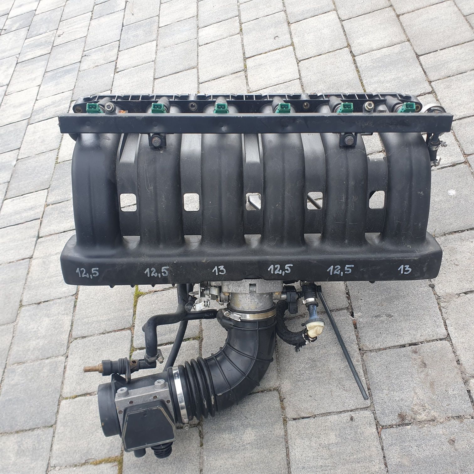 Kolektor ssący dolotowy przepustnica M50B25 BMW E39 E36 E34 E30