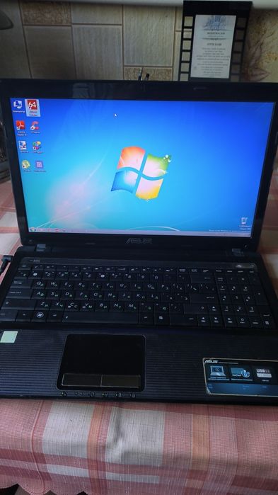 Ноутбук ASUS. Монитор 16 дюймов