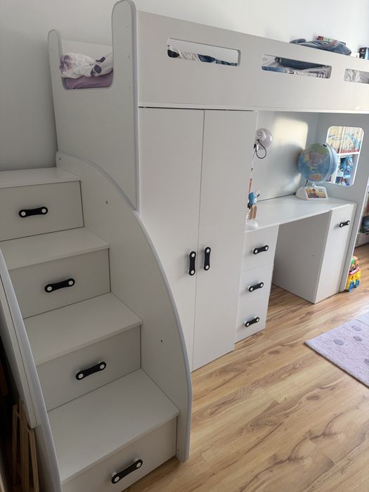 Łóżko piętrowe Zuzia z biurkiem i szafa w zabudowie 200x80