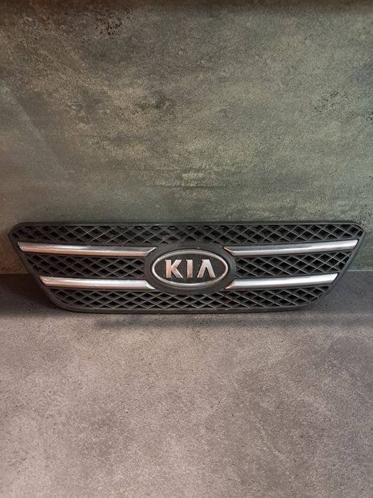 Grill atrapa chłodnicy Kia Ceed I