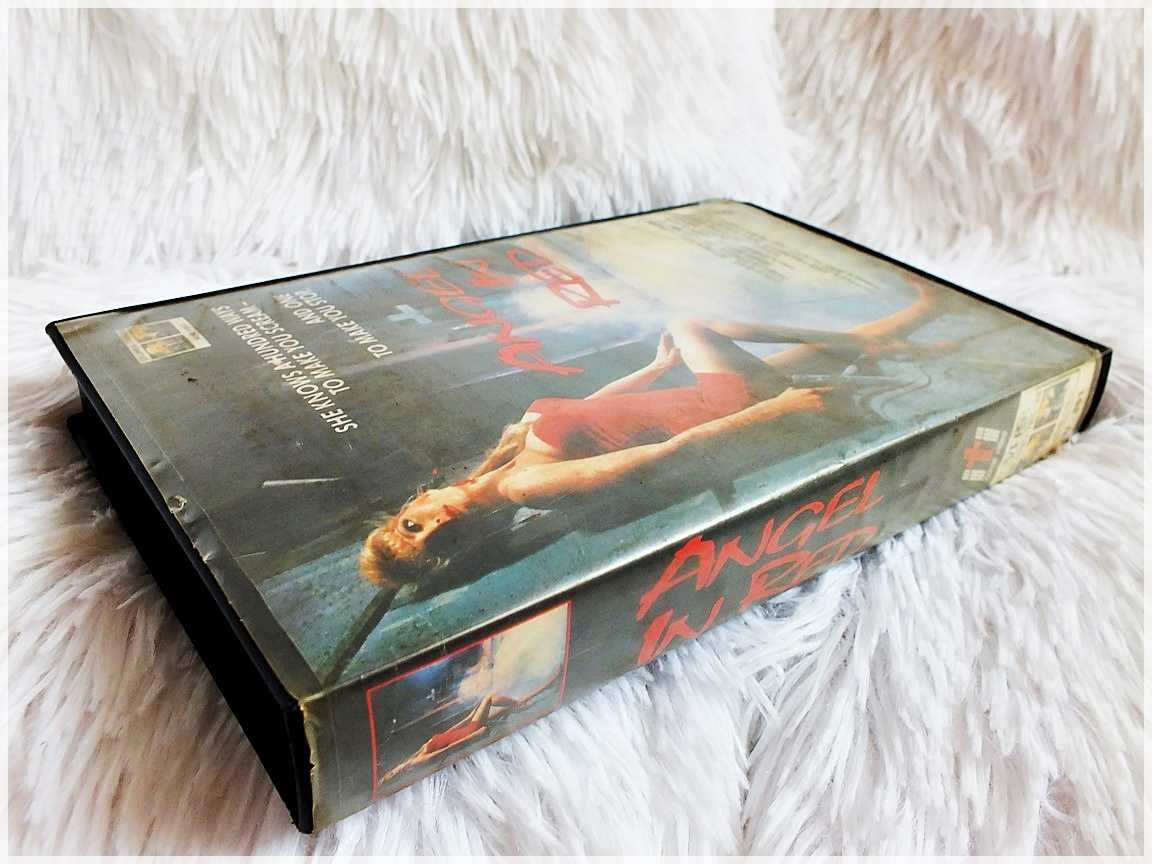 Kaseta VHS Film ''Angel In Red'' Thiller 'Anioł w czerwieni'