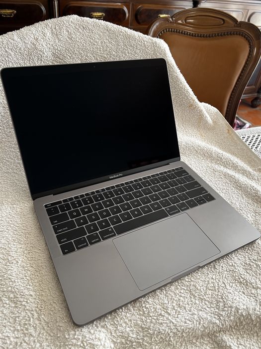 MacBook Pro 13” [late 2017]